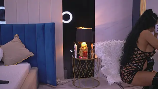 XenaBloom online show from 01.08.26