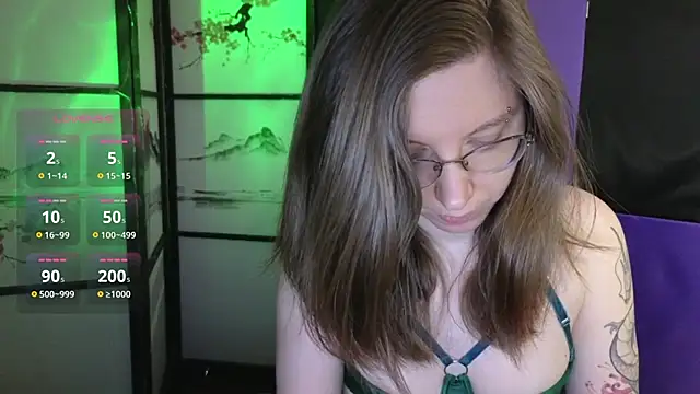 Snapshot of scarlettsrose chatting on 07.22.26 scarlettsrose online show from 07.22.26
