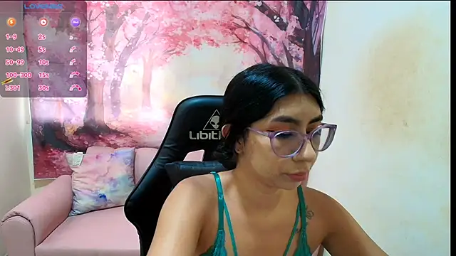 Snapshot of Emma_latinasexy18 chatting on 02.12.26 Emma latinasexy18 online show from 02.12.26