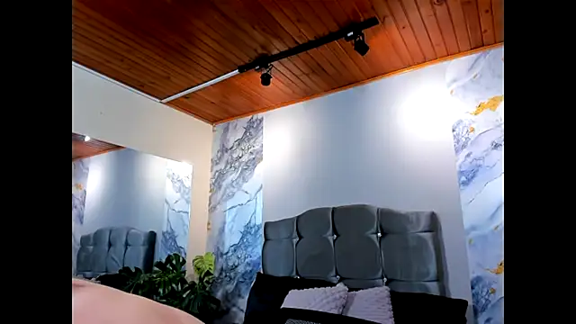 Snapshot of James_Adams_01 chatting on 01.08.26 James Adams 01 online show from 01.08.26