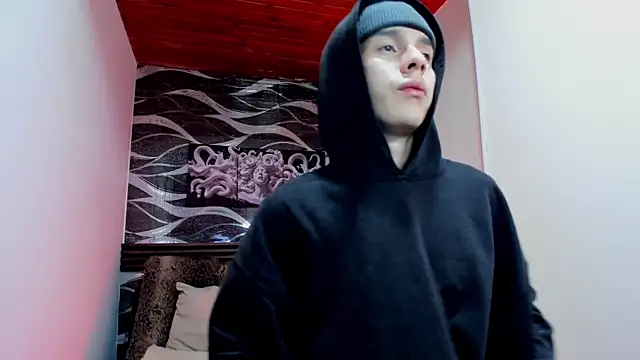 Snapshot of James_Adams_01 chatting on 01.10.26 James Adams 01 online show from 01.10.26