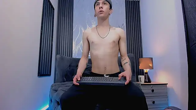 Snapshot of James_Adams_01 chatting on 01.17.26 James Adams 01 online show from 01.17.26