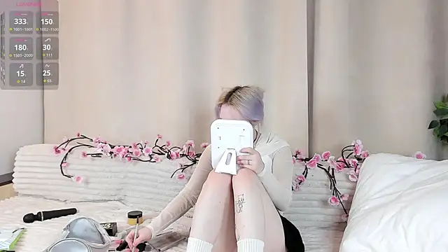 Snapshot of RanaKaduk chatting on 01.10.26 RanaKaduk online show from 01.10.26