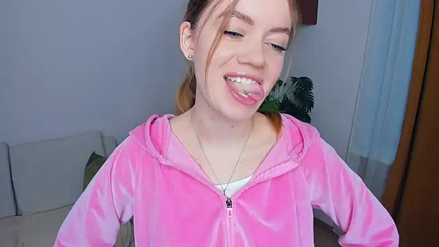 Snapshot of AngelesBenitz chatting on 01.13.26 AngelesBenitz online show from 01.13.26