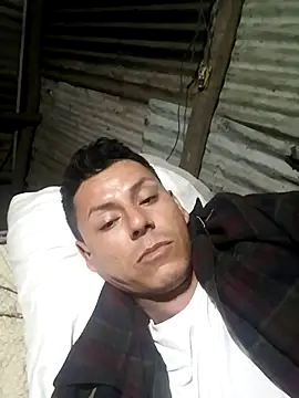 Snapshot of juunioreest chatting on 02.12.26 juunioreest online show from 02.12.26