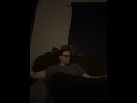 Snapshot of LucidLuca chatting on 11.24.25 LucidLuca online show from 11.24.25