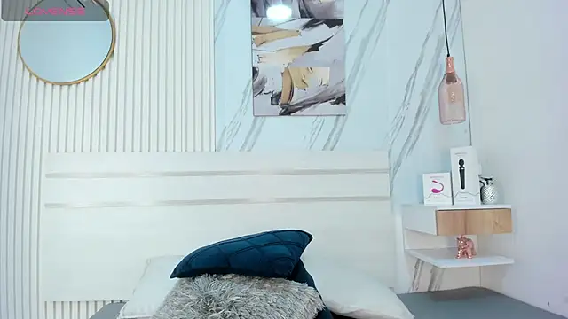 Afro Luna online show from 11.28.25