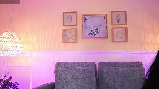 MeganLowell online show from 04.28.26