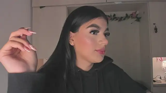 ShirleyJones  online show from 12.19.25