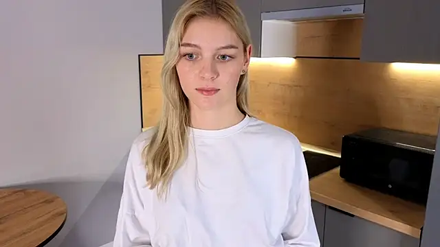 DebraVaughn online show from 12.01.25