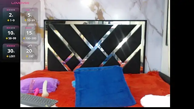 AmbarSxxx online show from 04.30.26