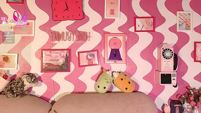 Snapshot of the_girl_with_the_red_hai chatting on 01.10.26 the girl with the red hai online show from 01.10.26