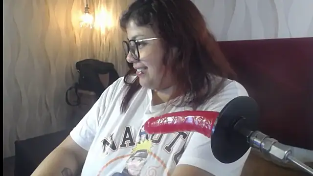 Snapshot of danna_garza chatting on 12.16.25 danna garza online show from 12.16.25