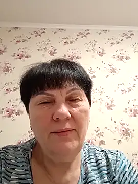 Snapshot of OliviaaSkyy chatting on 12.14.25 OliviaaSkyy online show from 12.14.25