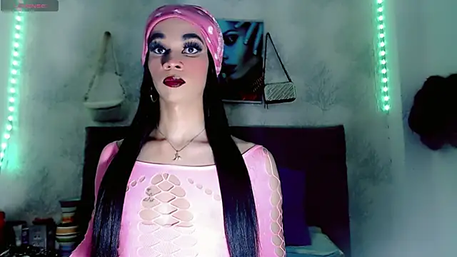 Snapshot of Karla_hot777 chatting on 11.25.25 Karla hot777 online show from 11.25.25