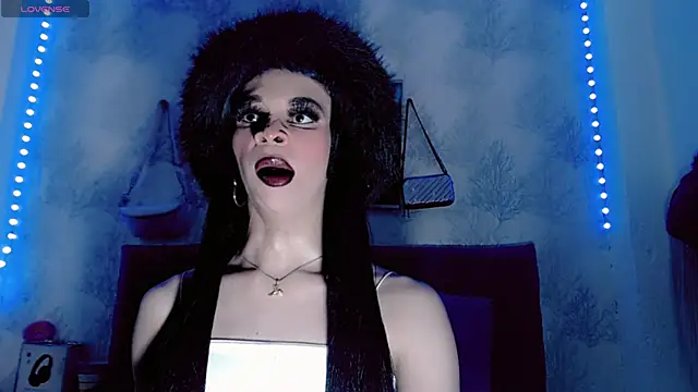 Snapshot of Karla_hot777 chatting on 11.28.25 Karla hot777 online show from 11.28.25