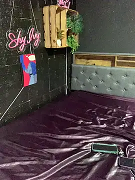 Shy-Ivy online show from 03.10.26