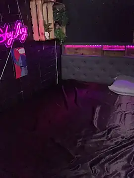 Shy-Ivy online show from 03.20.26