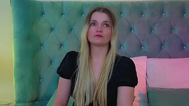 AnnyRaii online show from 03.21.26