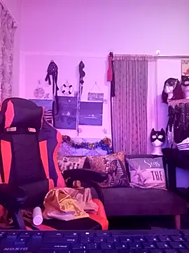 Snapshot of LaReineCleo chatting on 01.06.26 LaReineCleo online show from 01.06.26