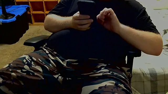 DADDYSOTHICK online show from 08.05.26
