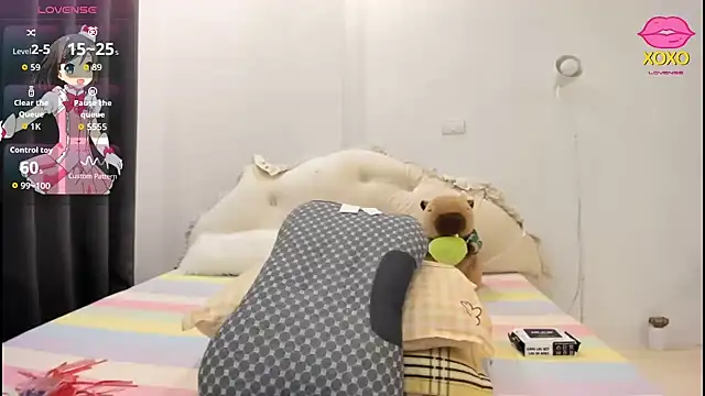 Snapshot of Teahyee chatting on 06.05.26 Teahyee online show from 06.05.26