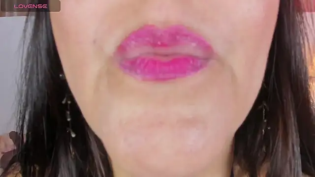 Sharlotte BBW  online show from 11.19.25