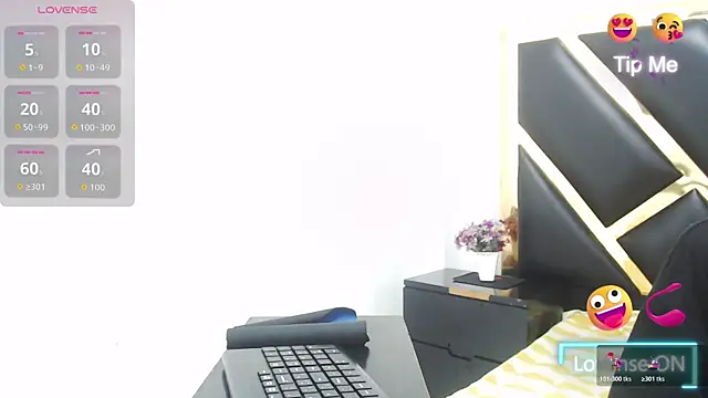 Snapshot of NoahJhonson69 chatting on 01.17.26 NoahJhonson69 online show from 01.17.26