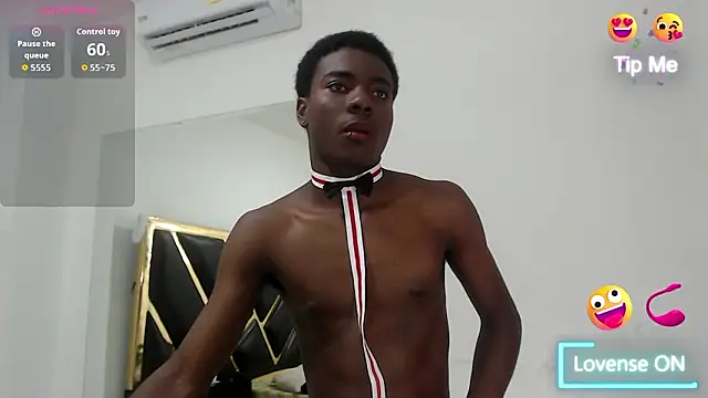 Snapshot of NoahJhonson69 chatting on 01.31.26 NoahJhonson69 online show from 01.31.26