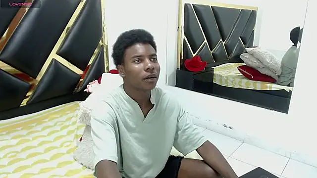 NoahJhonson69 online show from 04.19.26