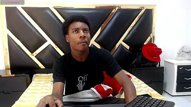 NoahJhonson69 online show from 05.02.26