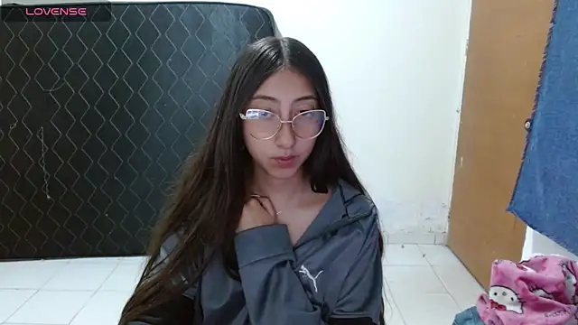 Nanylux online show from 04.28.26