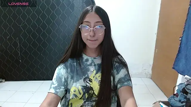 Nanylux online show from 05.03.26
