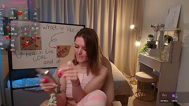 Snapshot of Ursula_Andres chatting on 06.19.26 Ursula Andres online show from 06.19.26