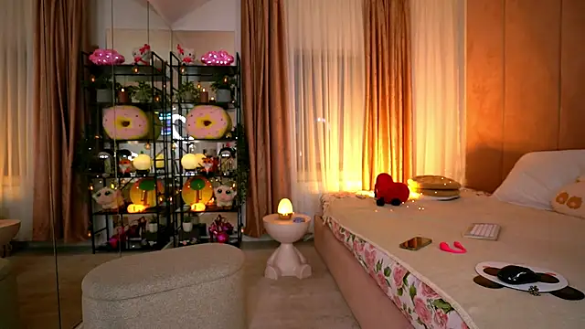 oh M God online show from 02.26.26