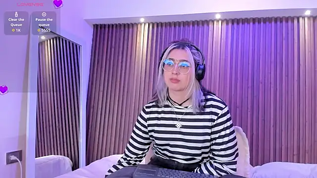 GabyRose9 online show from 06.16.26
