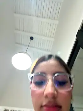 IsabelaStefano online show from 12.19.25