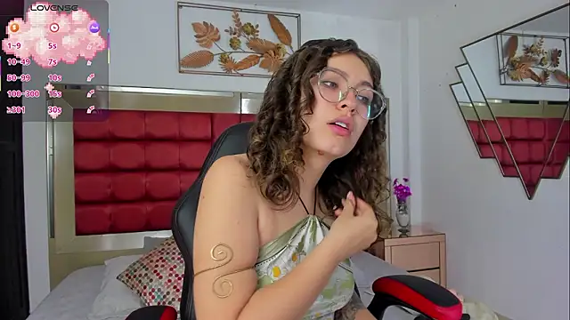 MarieTaylor  online show from 02.04.26