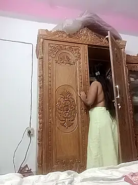 Snapshot of Farihasultana30 chatting on 01.13.26 Farihasultana30 online show from 01.13.26