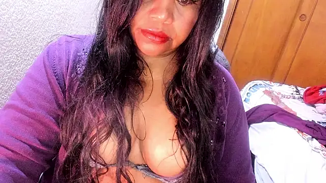 ebonycamelia online show from 05.03.26