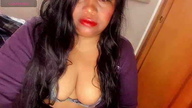 ebonycamelia online show from 07.08.26