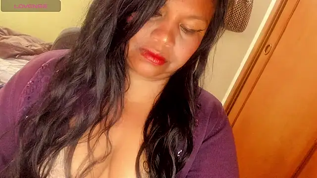 ebonycamelia online show from 07.20.26