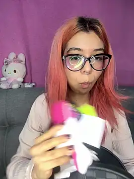 Valen-Foxx1 online show from 05.04.26