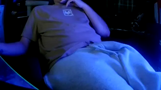 Snapshot of Bowerboi chatting on 12.13.25 Bowerboi online show from 12.13.25