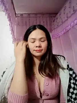 Snapshot of quynhquynh_ chatting on 01.11.26 quynhquynh online show from 01.11.26