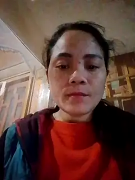 Snapshot of bela-hayes chatting on 11.23.25 bela-hayes online show from 11.23.25