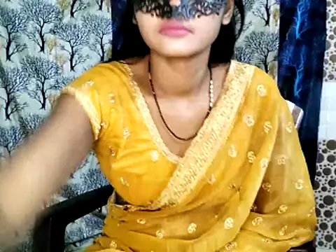 Snapshot of Sassy_Shanvi chatting on 12.19.25 Sassy Shanvi online show from 12.19.25