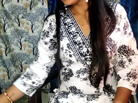 Snapshot of Sassy_Shanvi chatting on 01.16.26 Sassy Shanvi online show from 01.16.26