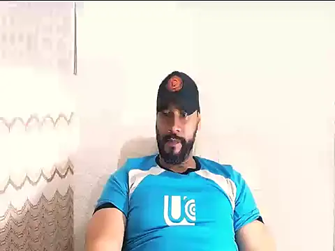 Snapshot of musclehetero chatting on 03.14.26 musclehetero online show from 03.14.26