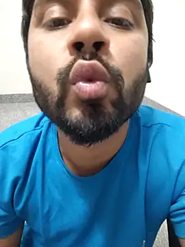 Cute Lucky online show from 03.31.26